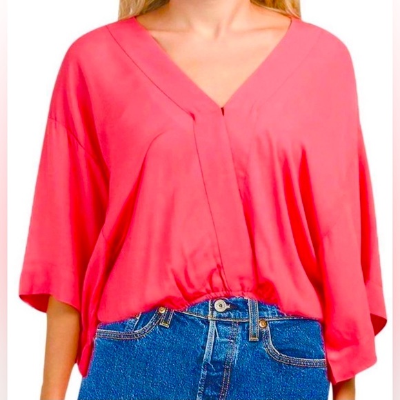 XS 🔖 YOUNG BROKE & FABULOUS Blouse Top Pink - Picture 1 of 7